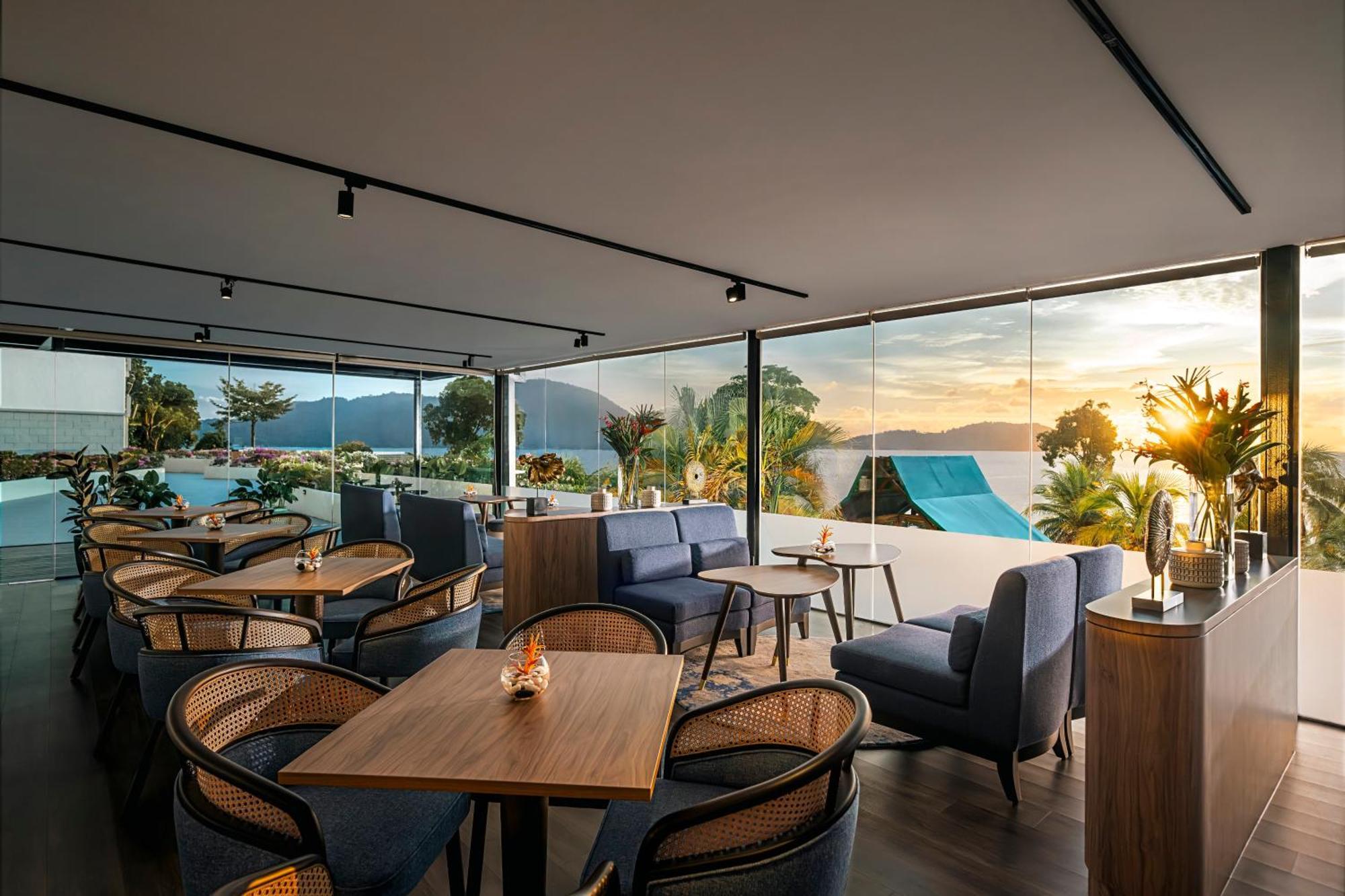 Doubletree By Hilton Damai Laut Hotel Lumut Ngoại thất bức ảnh