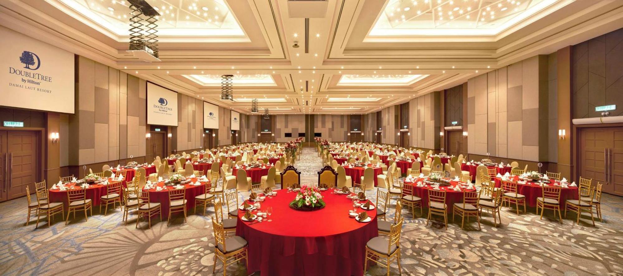 Doubletree By Hilton Damai Laut Hotel Lumut Ngoại thất bức ảnh