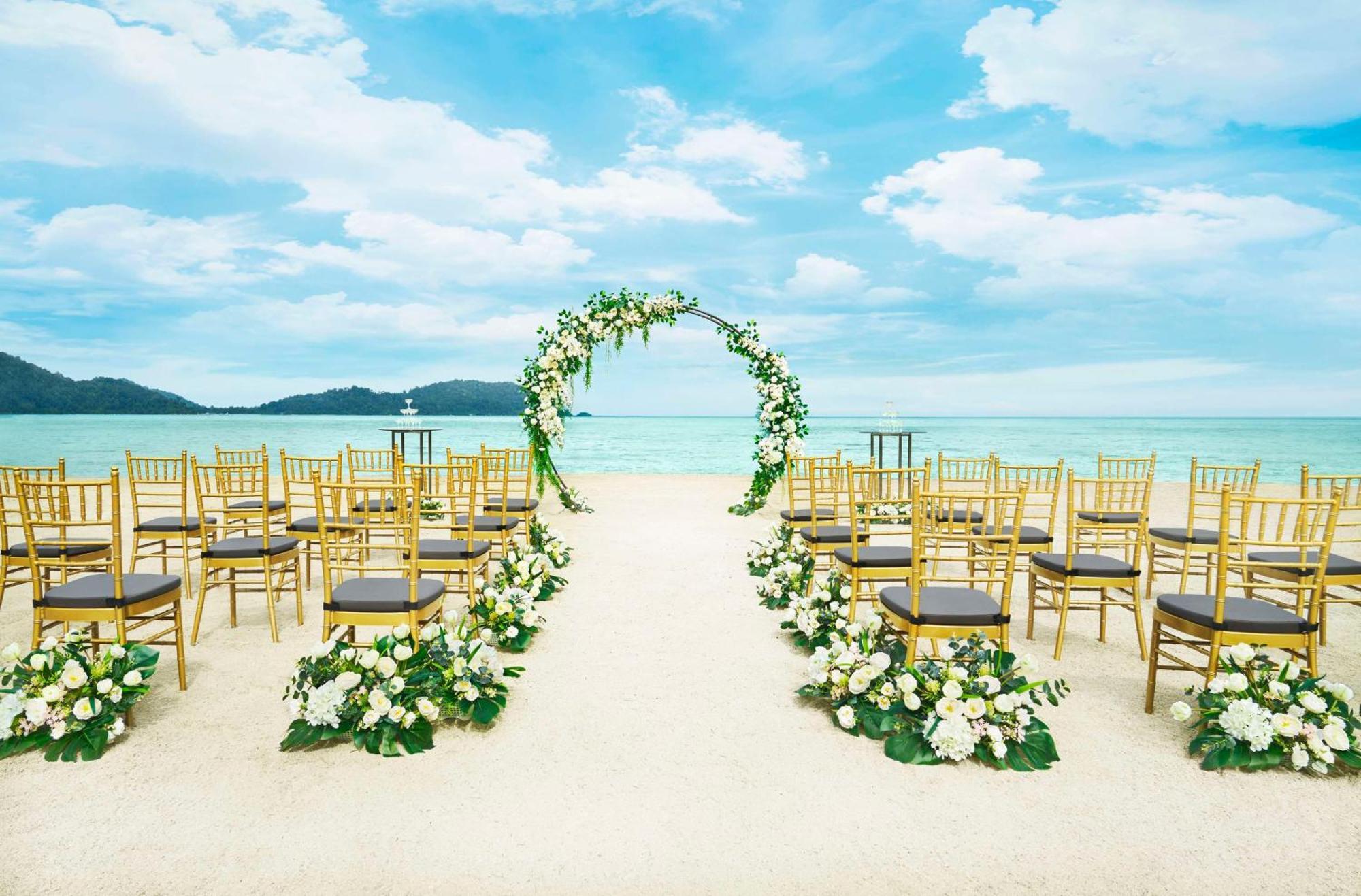 Doubletree By Hilton Damai Laut Hotel Lumut Ngoại thất bức ảnh