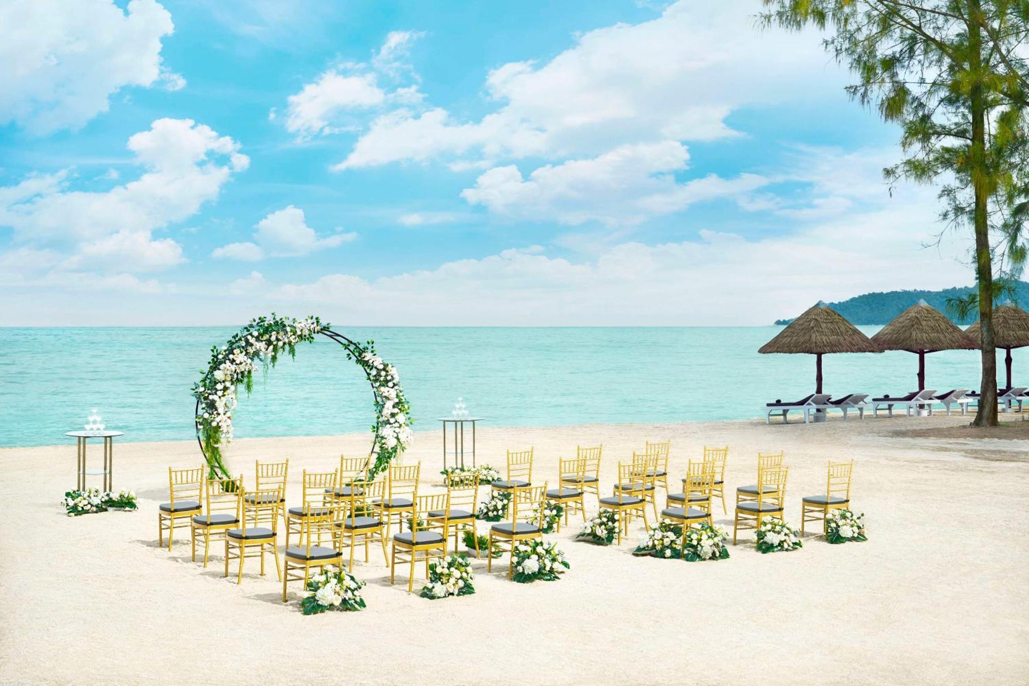 Doubletree By Hilton Damai Laut Hotel Lumut Ngoại thất bức ảnh