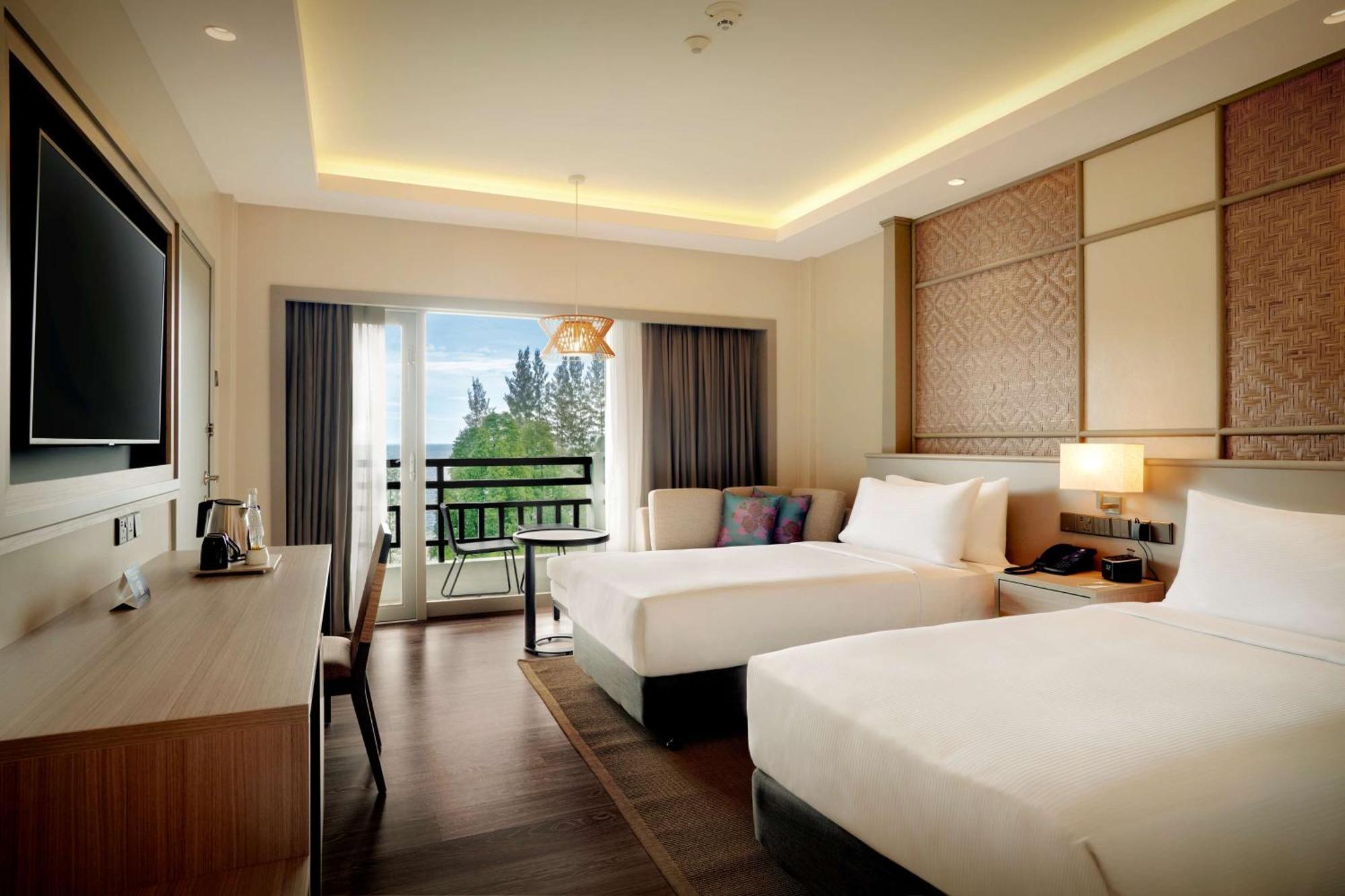 Doubletree By Hilton Damai Laut Hotel Lumut Ngoại thất bức ảnh