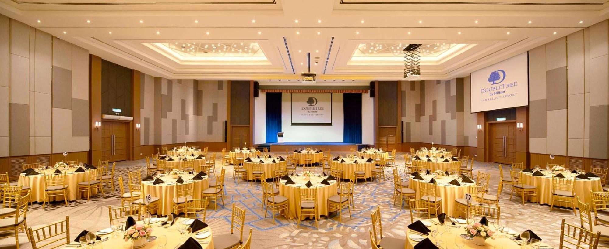 Doubletree By Hilton Damai Laut Hotel Lumut Ngoại thất bức ảnh